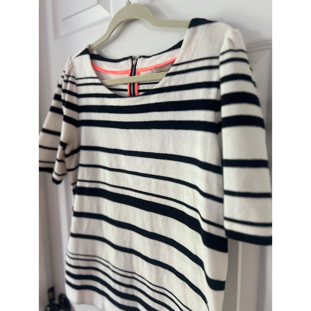 Banana Republic Knit Blouse